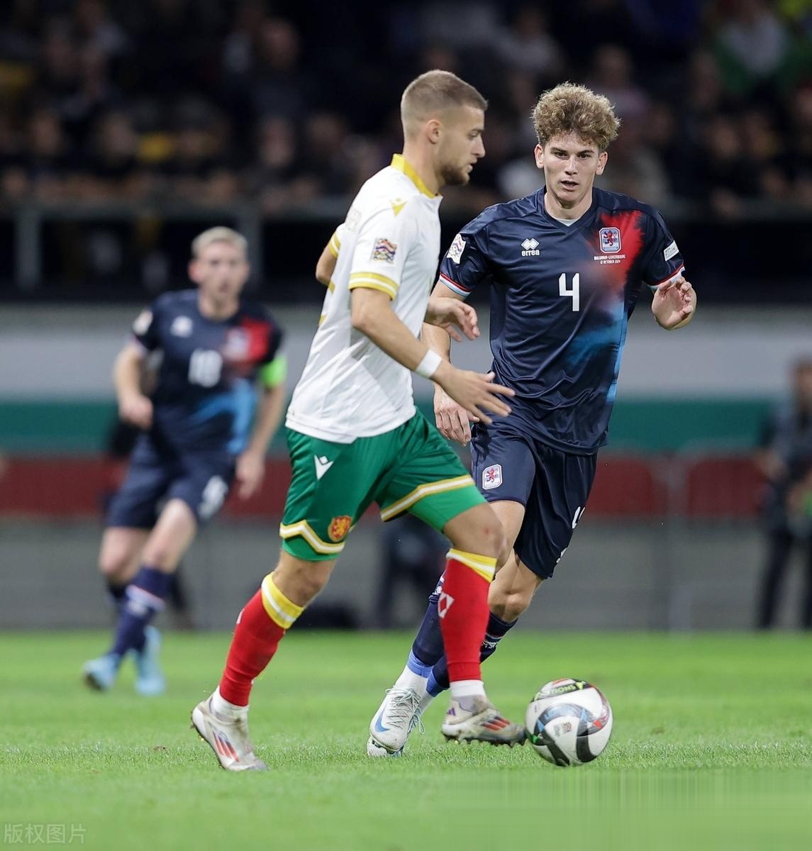 九游app下载-爱尔兰遭遇北爱尔兰绝杀,欧洲国家联赛小组形势不乐观的简单介绍