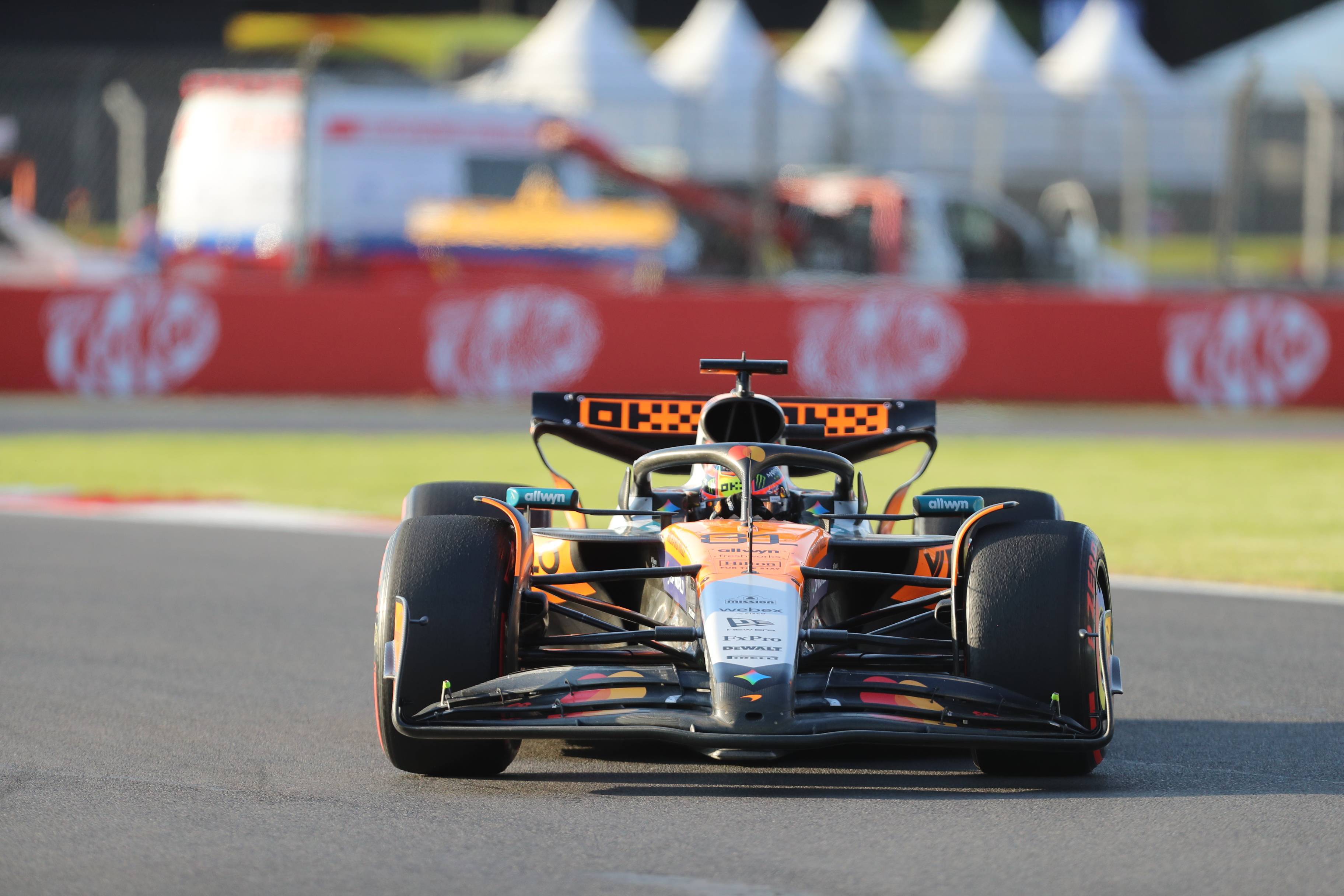 九游体育直播-威廉姆斯绝杀索伯车队，塞恩斯统治全场