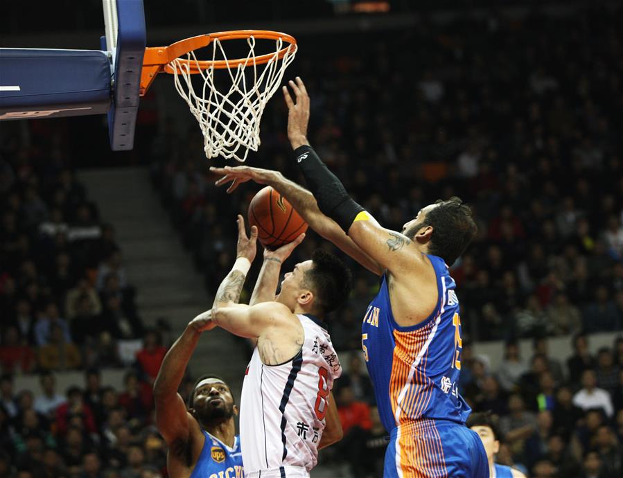 九游娱乐入口-四川队横扫广东队，克莱高光表现