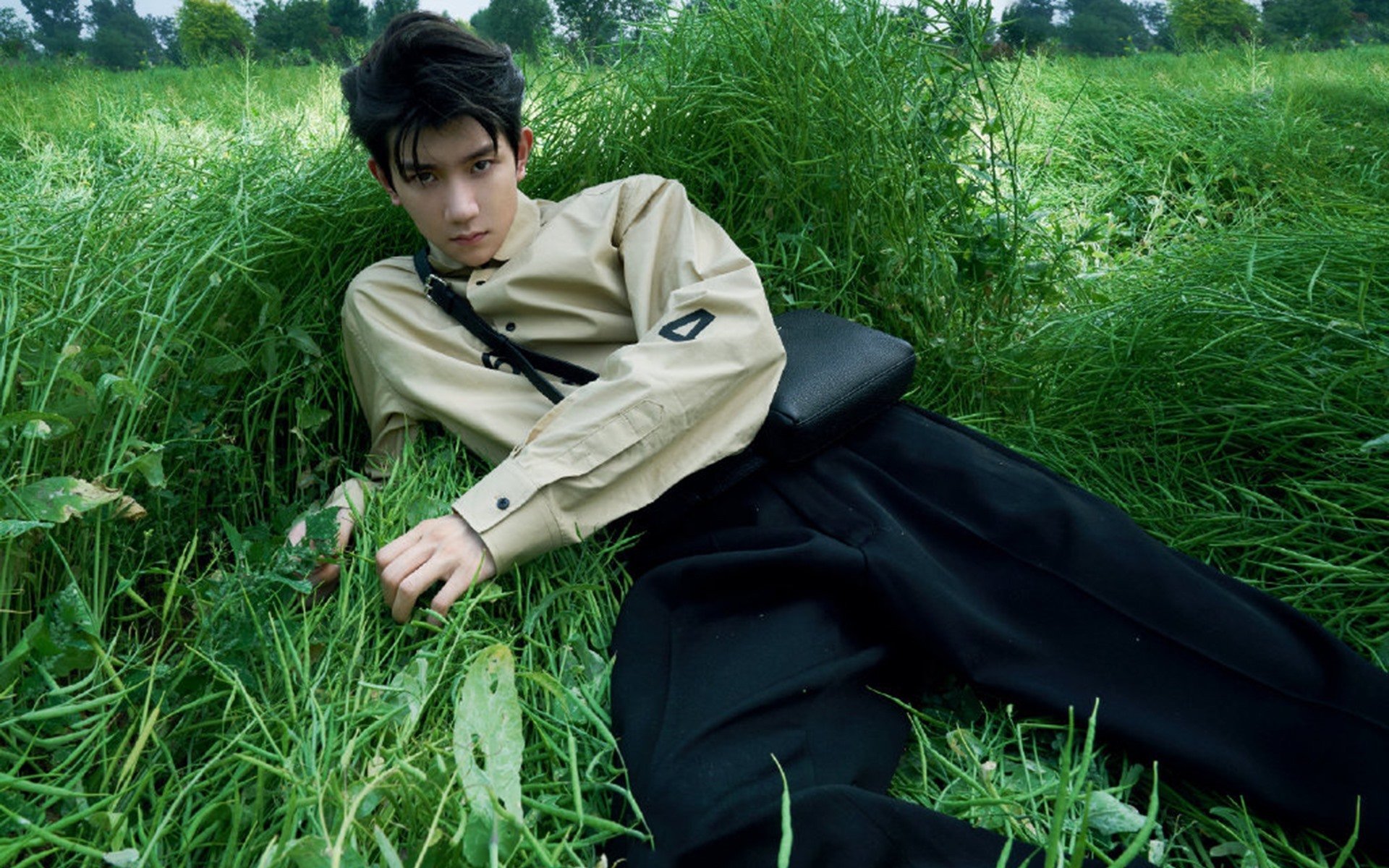 九游娱乐官方-冰冷火焰，杜兰特寒冰斩与鹈鹕风暴，印证篮球场上的两种英雄主义