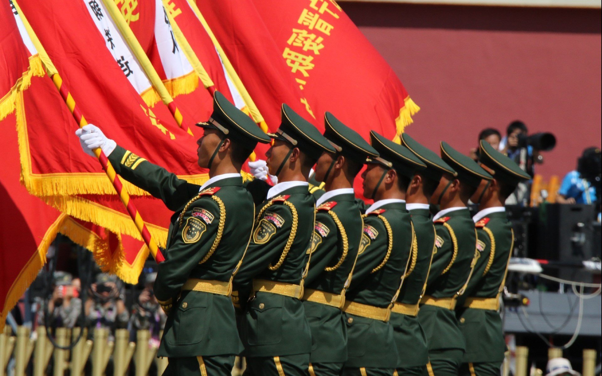 九游体育直播-绝杀!穆勒用孤勇点亮团队星空